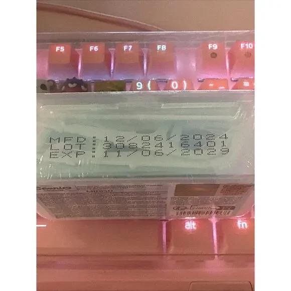 Sanrio Cinnamoroll Dental Flossers Blueberry Flavor 50 Sealed Oral Care Picks - Picture 15 of 16